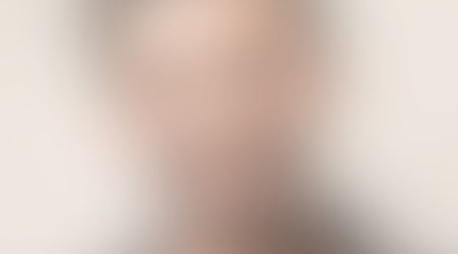 Paula Viana da Pérola Beach