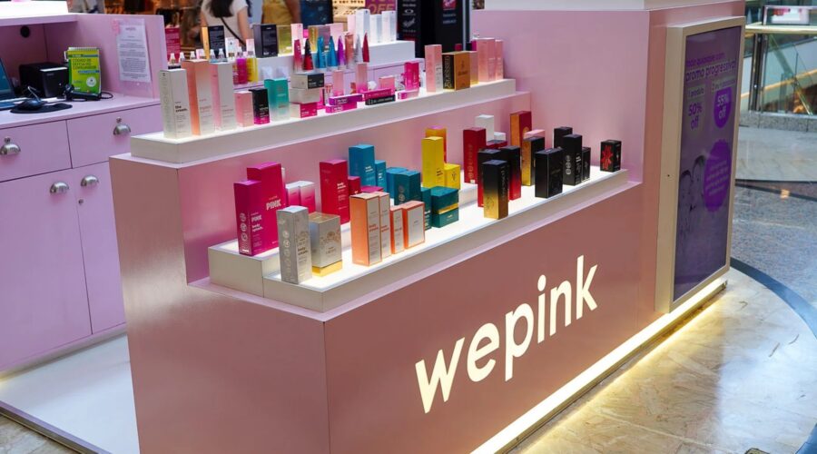 Cliente tira foto de quiosque da WePink e leva bronca de funcionária: ‘Pediu para apagar’