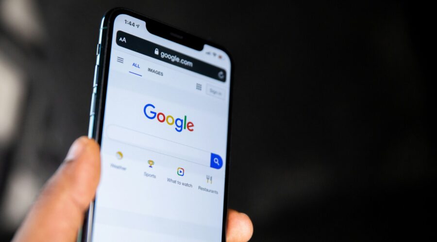 De cardápio com IA a agendamento de exames: as novas ferramentas do Google para PMEs brasileiras