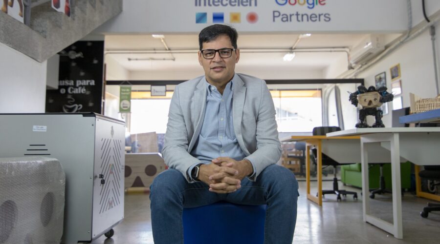 Startup cria óculos de realidade virtual sustentável para melhorar a educação