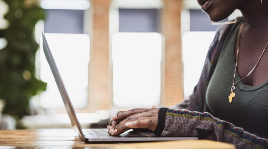 PretaHub lança programa de capacitação que vai selecionar 1,6 mil empreendedoras negras