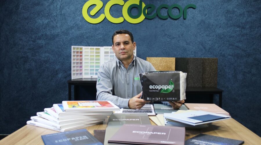 Empreendedor aposta em papel de parede líquido e fatura R$ 90 milhões com franquias