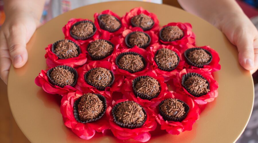 Dia do Brigadeiro: 5 negócios que faturam com o doce de formas criativas