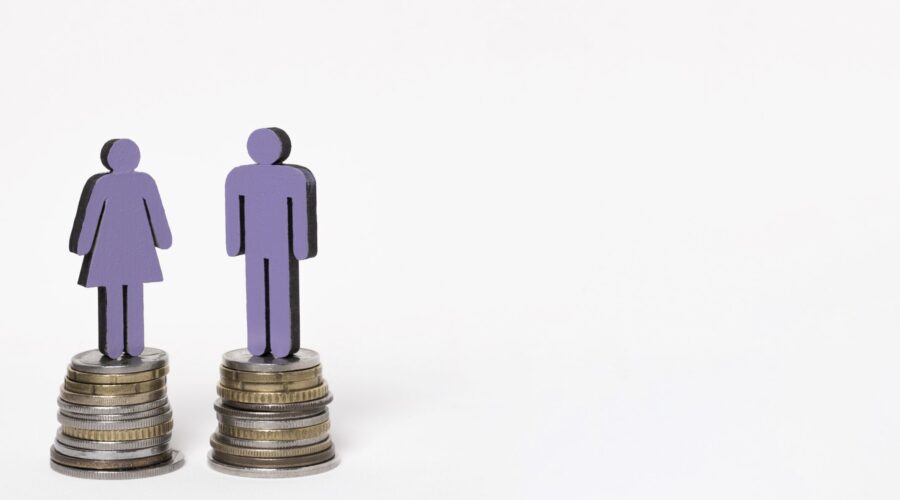 Desigualdade salarial aumenta e mulheres recebem 20,7% menos do que homens no Brasil