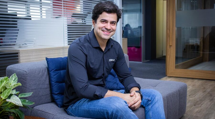 BHub capta R$ 74 milhões; iFood dobra a aposta no offline: os destaques da semana no ecossistema