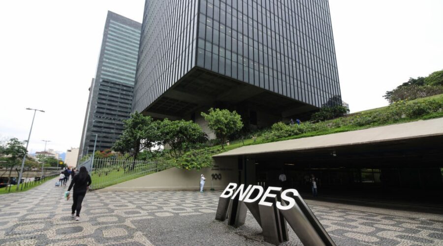 BNDES anuncia mais R$ 100 bi em linha de crédito para MEIs e pequenas empresas