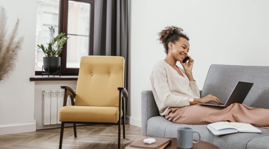 Trabalho híbrido cresce 5 vezes e um ano, diz estudo