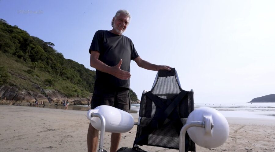 Engenheiro do litoral de SP cria cadeira de rodas que flutua no mar
