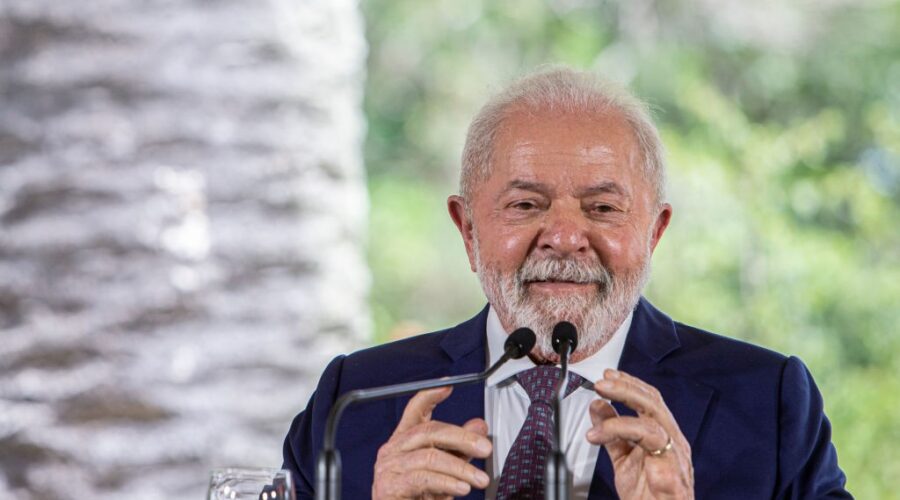 Lula sanciona projeto que regulamenta Reforma Tributária com vetos; veja principais mudanças