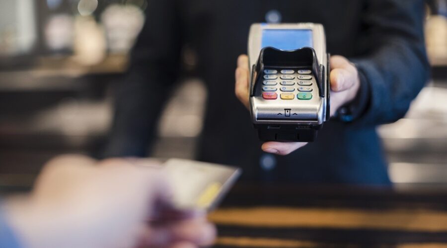 Queixas contra cartões de crédito aumentaram 73% em dois anos. Confira principais reclamações