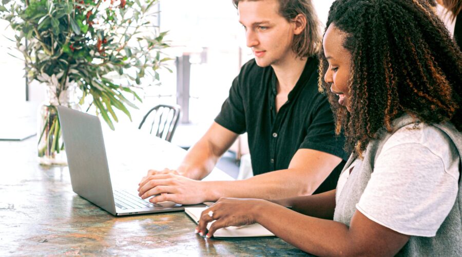 MEI pode contratar funcionário?