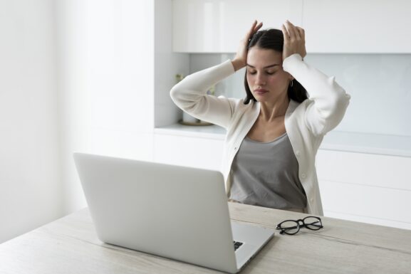 este-exercicio-simples-reduz-o-estresse-em-5-minutos,-segundo-psicologos;-entenda