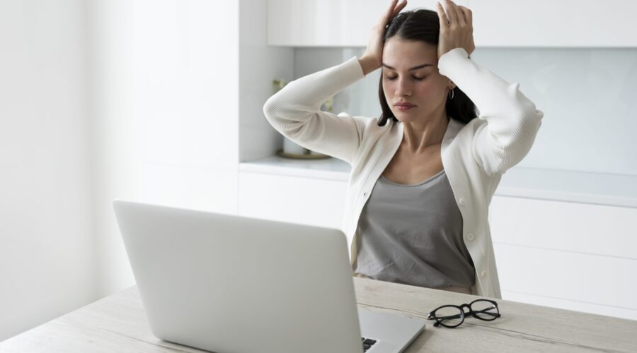 Este exercício simples reduz o estresse em 5 minutos, segundo psicólogos; entenda