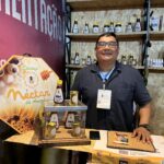 biologo-do-amapa-projeta-faturar-r$-500-mil-com-startup-que-vende-mel-de-acai