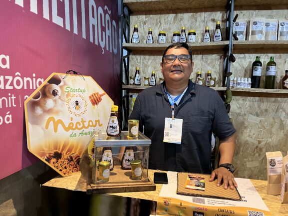 biologo-do-amapa-projeta-faturar-r$-500-mil-com-startup-que-vende-mel-de-acai