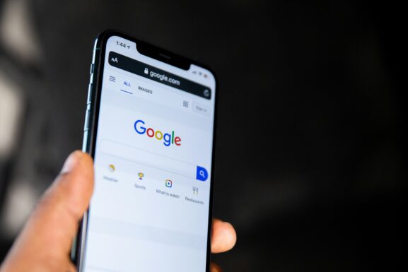 google-leva-pix-ao-chrome-e-ativa-‘modo-ladrao’-como-padrao-em-celulares-android-no-brasil
