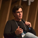 licao-de-desapego:-o-conselho-de-guilherme-benchimol,-fundador-da-xp,-para-empreendedores